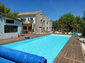 Mas et jardin exotique en provence